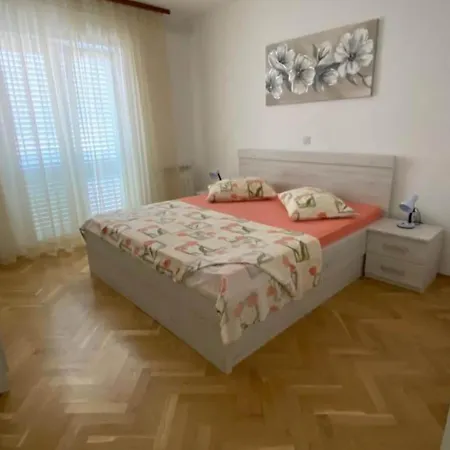 Jagoda - Three Bedroom A1 Apartmán Rab Town